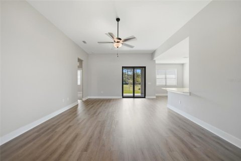 Villa ou maison à vendre à Port Charlotte, Floride: 4 chambres, 183.95 m2 № 2122451 - photo 5