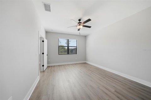 Villa ou maison à vendre à Port Charlotte, Floride: 4 chambres, 183.95 m2 № 2122451 - photo 23