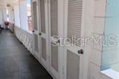 Condo in Bradenton, Florida, 1 bedroom  № 2236716 - photo 14