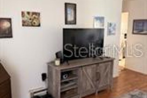 Condo in Bradenton, Florida, 1 bedroom  № 2236716 - photo 11