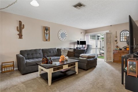 Copropriété à vendre à Temple Terrace, Floride: 2 chambres, 119.57 m2 № 2389188 - photo 15