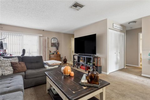 Copropriété à vendre à Temple Terrace, Floride: 2 chambres, 119.57 m2 № 2389188 - photo 19