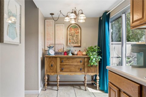 Copropriété à vendre à Temple Terrace, Floride: 2 chambres, 119.57 m2 № 2389188 - photo 8