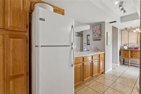 Copropriété à vendre à Temple Terrace, Floride: 2 chambres, 119.57 m2 № 2389188 - photo 10