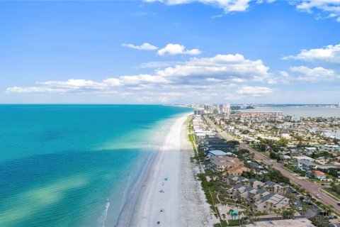 Villa ou maison à louer à Belleair Beach, Floride: 2 chambres, 141.21 m2 № 2380450 - photo 29
