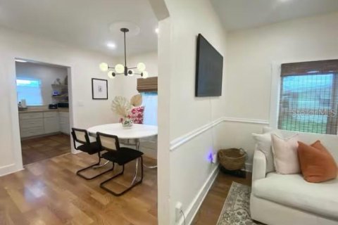 Casa en alquiler en Edgewater, Florida, 2 dormitorios, 102.19 m2 № 1908501 - foto 11