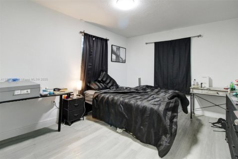 Купить виллу или дом в Майами, Флорида 3 спальни, 128.21м2, № 1739170 - фото 9
