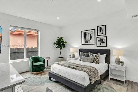 Villa ou maison à vendre à El Portal, Floride: 5 chambres, 229 m2 № 1846117 - photo 19