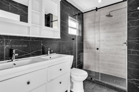 Villa ou maison à vendre à El Portal, Floride: 5 chambres, 229 m2 № 1846117 - photo 29