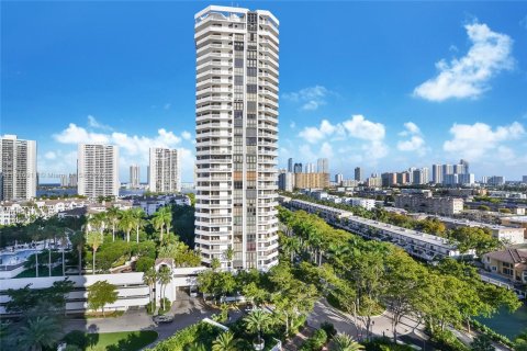 Condo in Aventura, Florida, 3 bedrooms  № 1776095 - photo 7