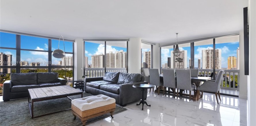 Condo in Aventura, Florida, 3 bedrooms  № 1776095
