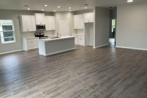 House in Palm Coast, Florida 3 bedrooms, 200.58 sq.m. № 1303720 - photo 4