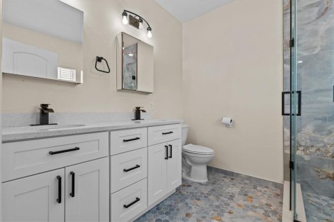 House in Tarpon Springs, Florida 3 bedrooms, 187.01 sq.m. № 2389179 - photo 16