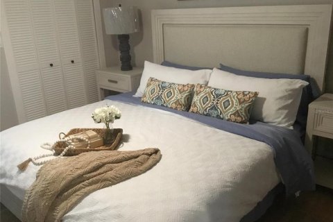 Condo in New Smyrna Beach, Florida, 2 bedrooms  № 2108436 - photo 6