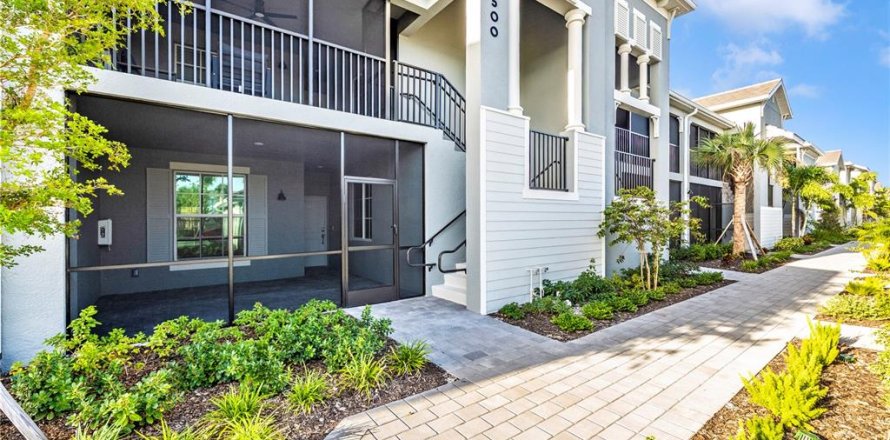 Condo à Venice, Floride, 2 chambres  № 2130576