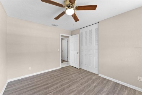 House in Tampa, Florida 3 bedrooms, 143.35 sq.m. № 1853621 - photo 22