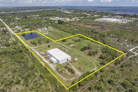 Immobilier commercial à Sebastian, Floride № 2365161