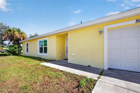 Villa ou maison à vendre à LaBelle, Floride: 3 chambres, 112.6 m2 № 2334163 - photo 4