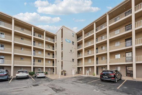 Condo in Bradenton, Florida, 2 bedrooms  № 1904334 - photo 2