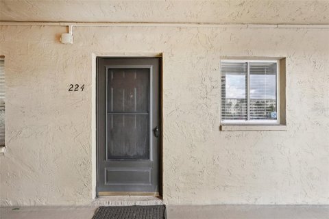 Condo in Bradenton, Florida, 2 bedrooms  № 1904334 - photo 3