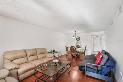 Condo in Bradenton, Florida, 2 bedrooms  № 1904334 - photo 4