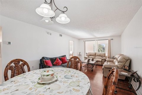 Condo in Bradenton, Florida, 2 bedrooms  № 1904334 - photo 7
