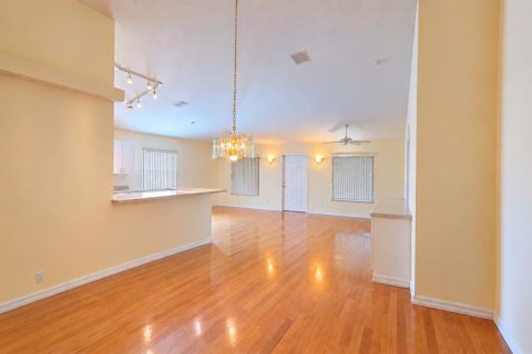 Casa en venta en Saint Petersburg, Florida, 3 dormitorios, 145.95 m2 № 2385608 - foto 29