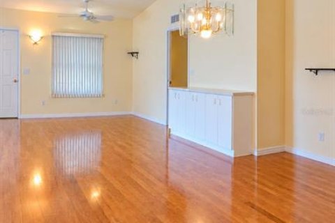 Casa en venta en Saint Petersburg, Florida, 3 dormitorios, 145.95 m2 № 2385608 - foto 30