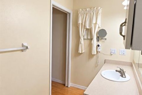 Casa en venta en Saint Petersburg, Florida, 3 dormitorios, 145.95 m2 № 2385608 - foto 21