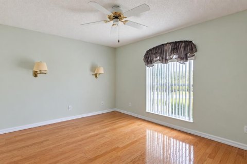 Casa en venta en Saint Petersburg, Florida, 3 dormitorios, 145.95 m2 № 2385608 - foto 6