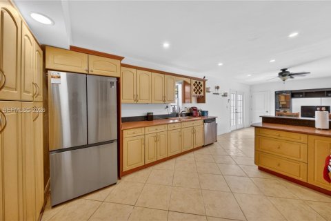 Купить виллу или дом в Катлер-Бей, Флорида 3 спальни, 146.41м2, № 2085461 - фото 19