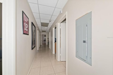Immobilier commercial à vendre à Largo, Floride: 247.12 m2 № 2231806 - photo 25