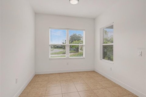 House in Bradenton, Florida 3 bedrooms, 198.44 sq.m. № 2198370 - photo 11