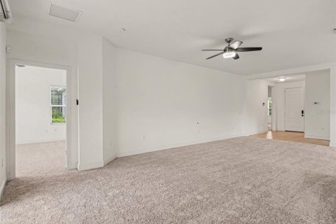 House in Bradenton, Florida 3 bedrooms, 198.44 sq.m. № 2198370 - photo 2