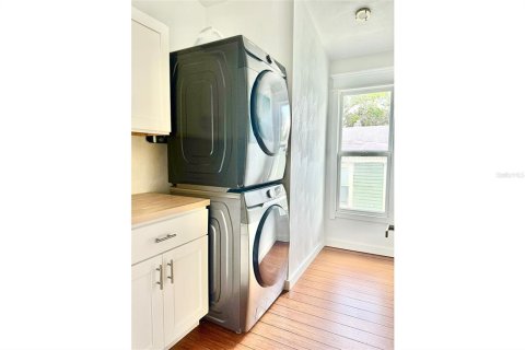 Casa en venta en Daytona Beach, Florida, 4 dormitorios, 260.5 m2 № 1770100 - foto 23
