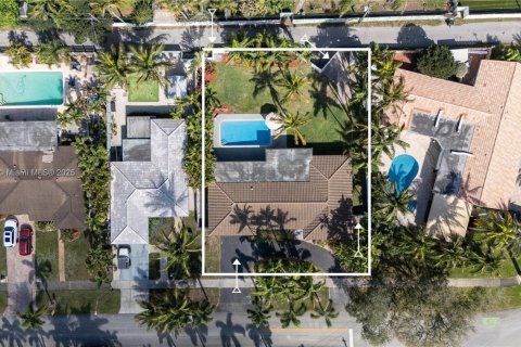 Casa en venta en Hollywood, Florida, 3 dormitorios, 191.47 m2 № 1794090 - foto 27