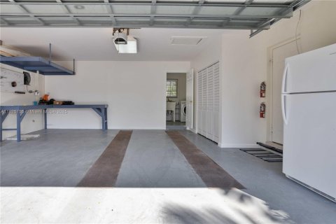 Casa en venta en Hollywood, Florida, 3 dormitorios, 191.47 m2 № 1794090 - foto 30
