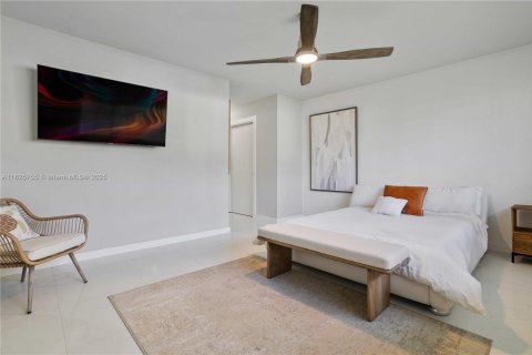 Casa en venta en Hollywood, Florida, 3 dormitorios, 191.47 m2 № 1794090 - foto 13