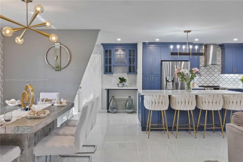 Casa en venta en Hollywood, Florida, 3 dormitorios, 191.47 m2 № 1794090 - foto 3