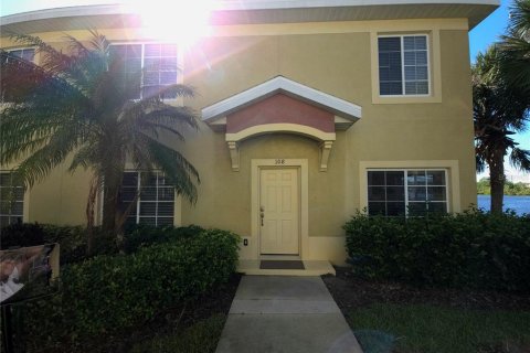 Adosado en Bradenton, Florida 3 dormitorios, 111.48 m2 № 2111764