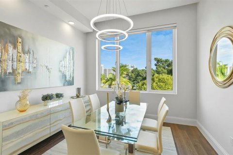 Condominio en venta en Sarasota, Florida, 3 dormitorios, 255.48 m2 № 2427334 - foto 9