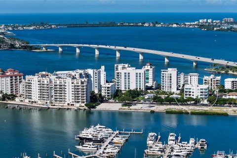 Condominio en venta en Sarasota, Florida, 3 dormitorios, 255.48 m2 № 2427334 - foto 3