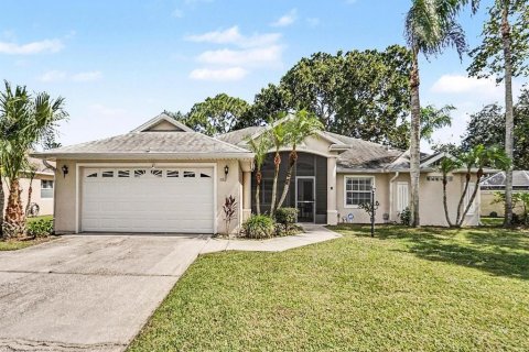 House in Rockledge, Florida 4 bedrooms, 221.66 sq.m. № 2429370