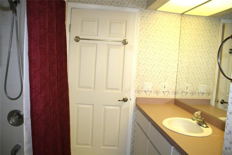 Casa en venta en Port Charlotte, Florida, 3 dormitorios, 191.47 m2 № 1912725 - foto 23