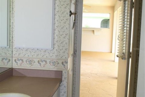 Casa en venta en Port Charlotte, Florida, 3 dormitorios, 191.47 m2 № 1912725 - foto 25