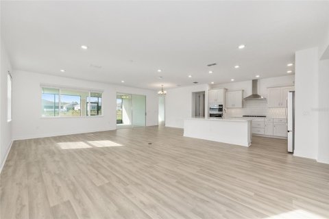 House in Ocala, Florida 2 bedrooms, 187.57 sq.m. № 2096207 - photo 15