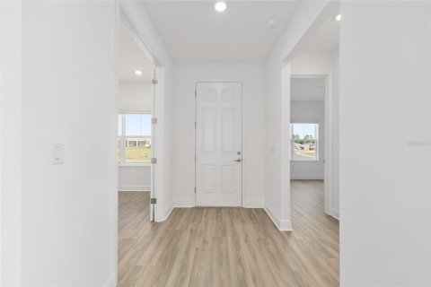 House in Ocala, Florida 2 bedrooms, 187.57 sq.m. № 2096207 - photo 8