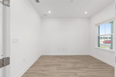 House in Ocala, Florida 2 bedrooms, 187.57 sq.m. № 2096207 - photo 9