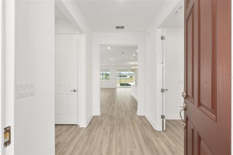 House in Ocala, Florida 2 bedrooms, 187.57 sq.m. № 2096207 - photo 7