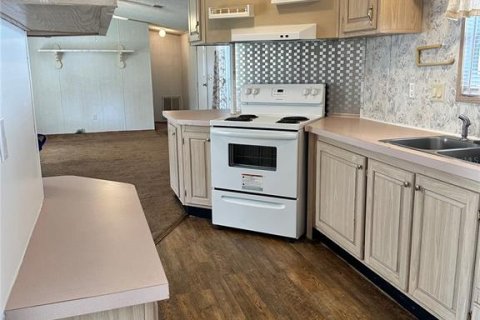 Appartement à louer à Leesburg, Floride: 2 chambres, 85.84 m2 № 2420312 - photo 6